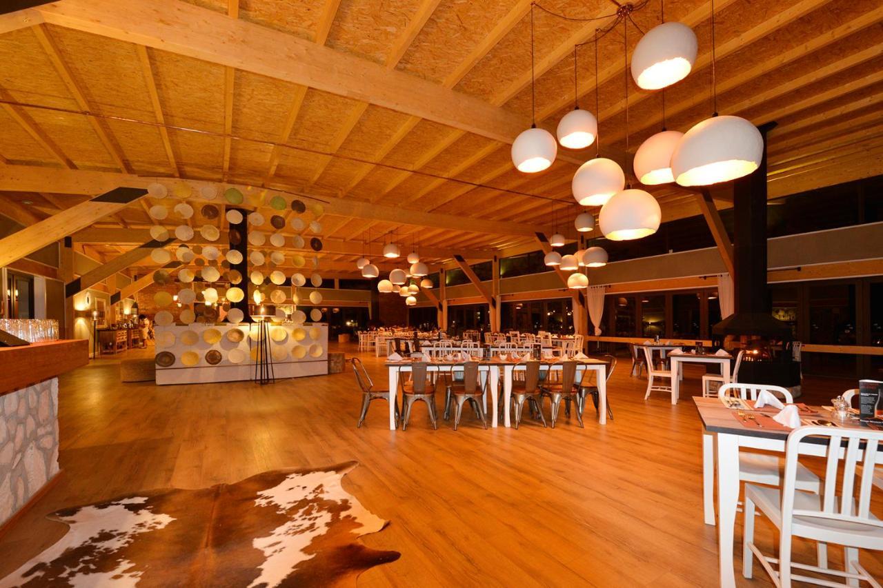 Gondwana Kalahari Anib Lodge Hardap エクステリア 写真